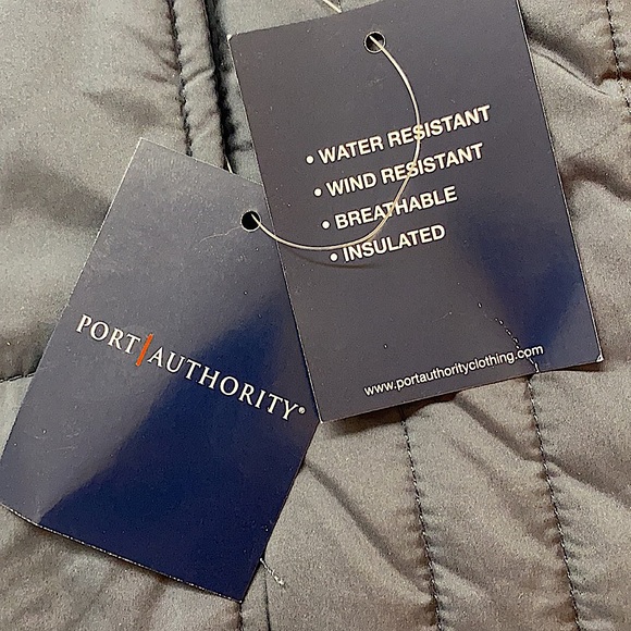 NWOT - Port Authority women’s charcoal puffer vest - Picture 4 of 6